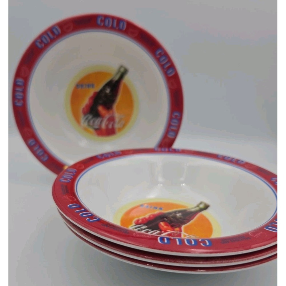 Vintage 2002 Gibson Everyday Classic Coca-Cola Melamine Bowls Set of 4 White Red